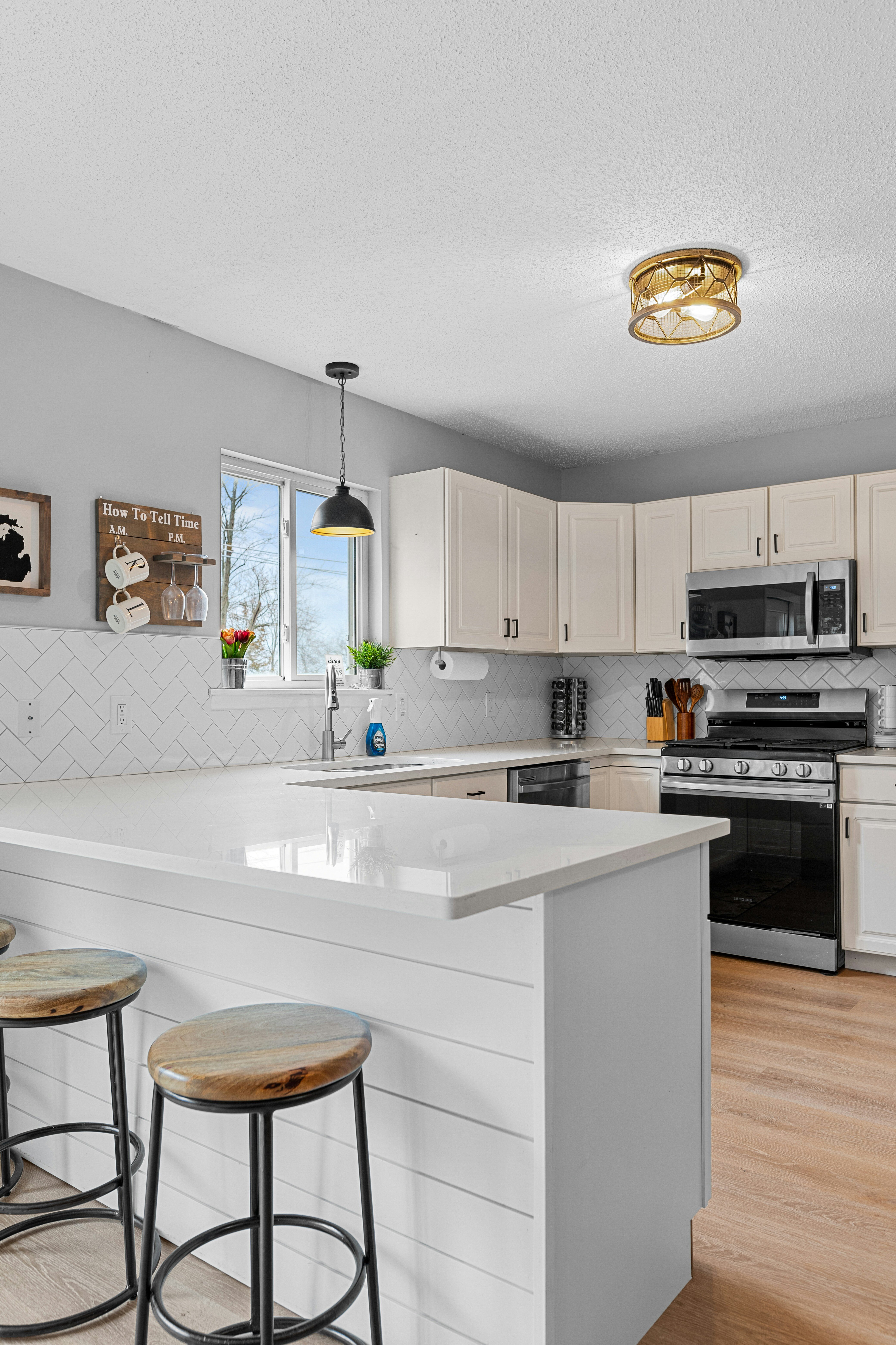 nice modern stylish townhouse kitchen